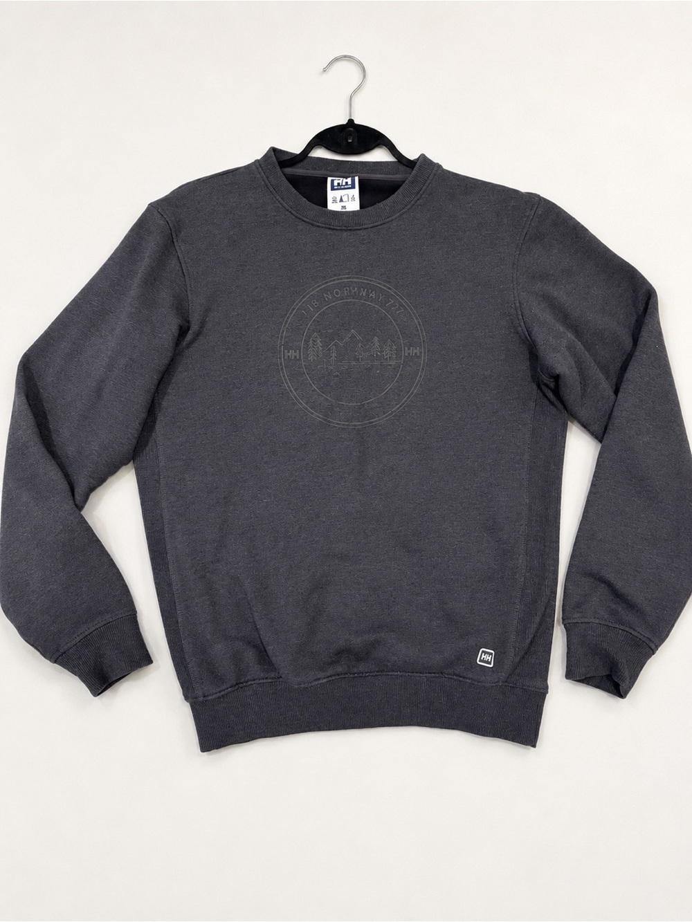 Helly Hansen Norway Graphic Crewneck Sweatshirt | Charcoal Gray | Medium